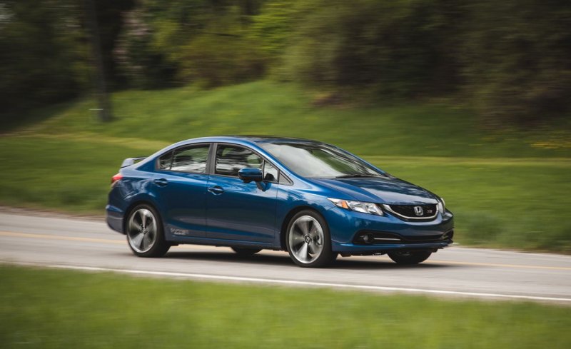 Honda Civic 2015 седан