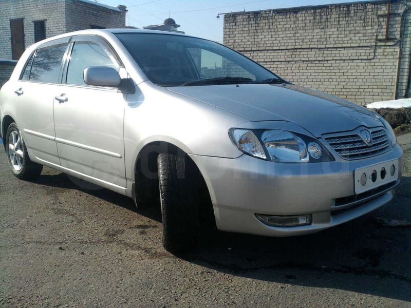 Toyota Allex 2010.
