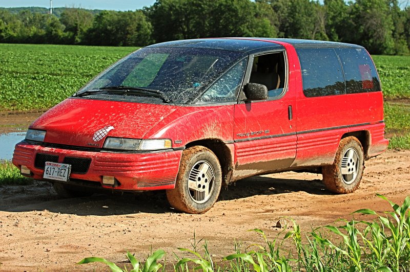Pontiac Trans Sport 1990