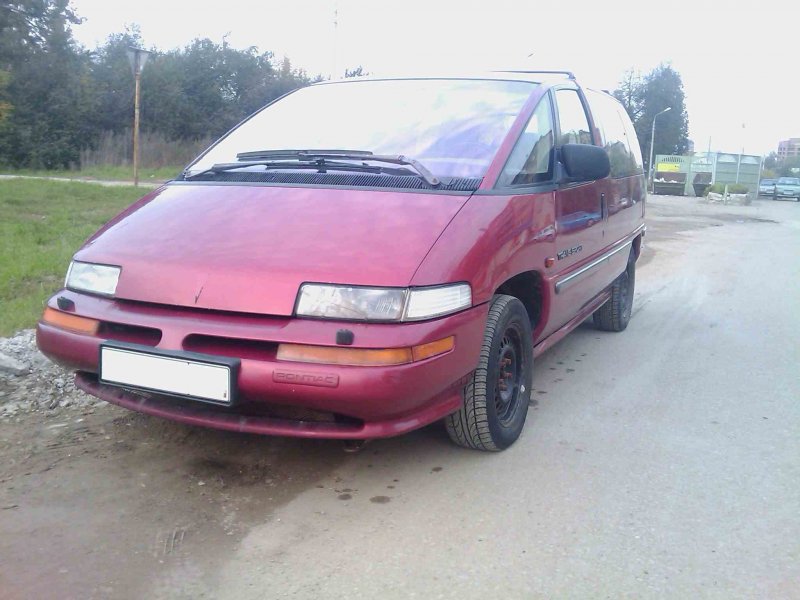 Pontiac Trans Sport 2.3 МТ