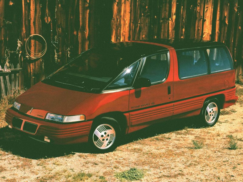 Минивэн Pontiac Trans Sport