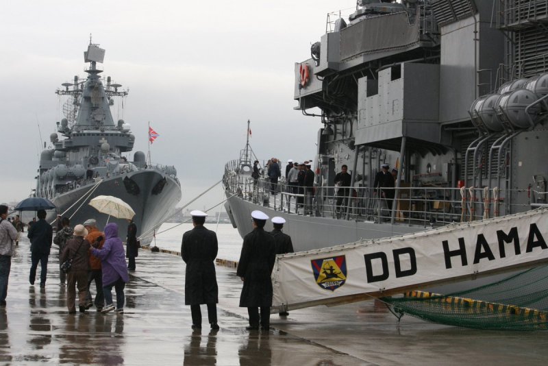 Отряд военных кораблей кроссворд
