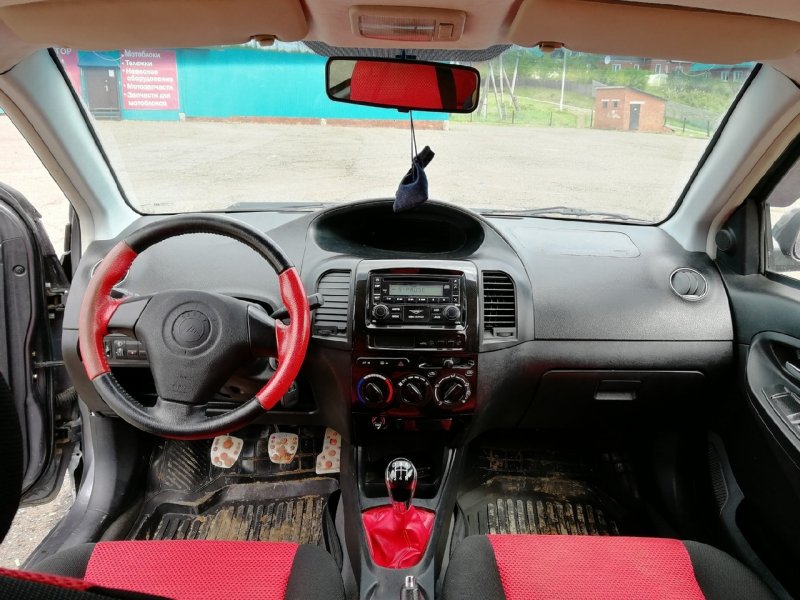 Geely MK Cross 2013 салон