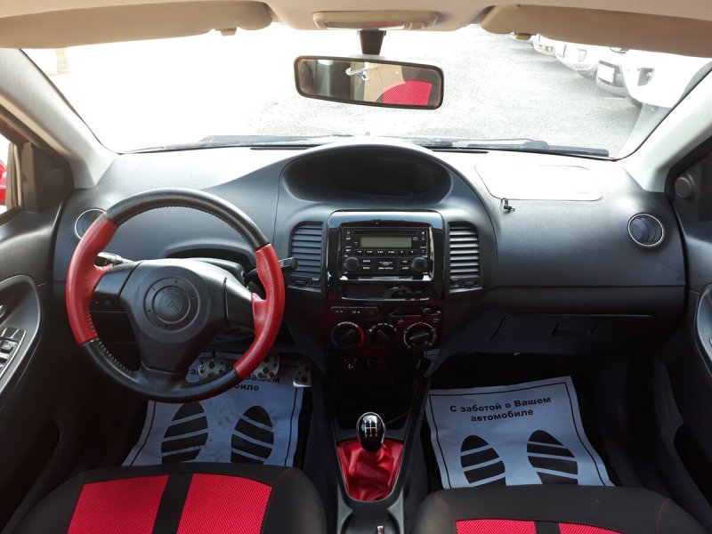 Geely MK Cross 2013