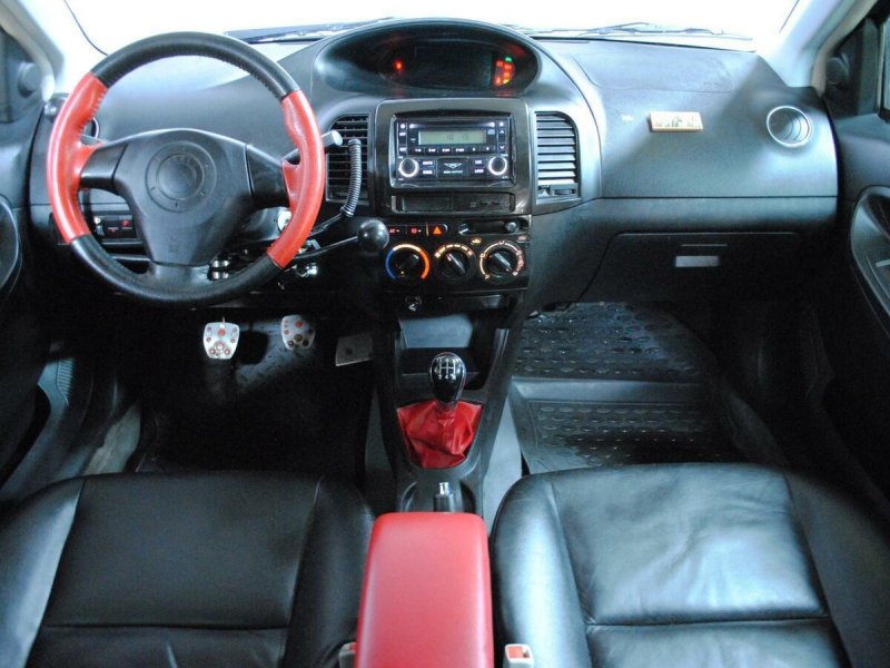 Geely MK Cross 2012 салон