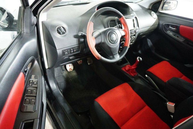 Geely MK Cross 1 2013