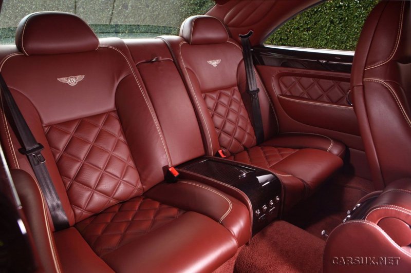 Bentley Brooklands салон