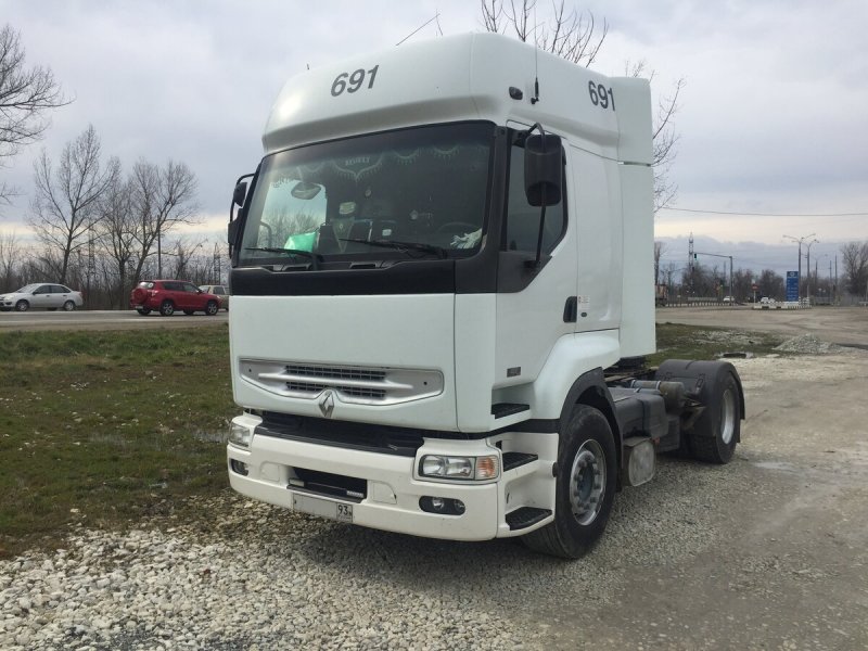 Renault Premium 420