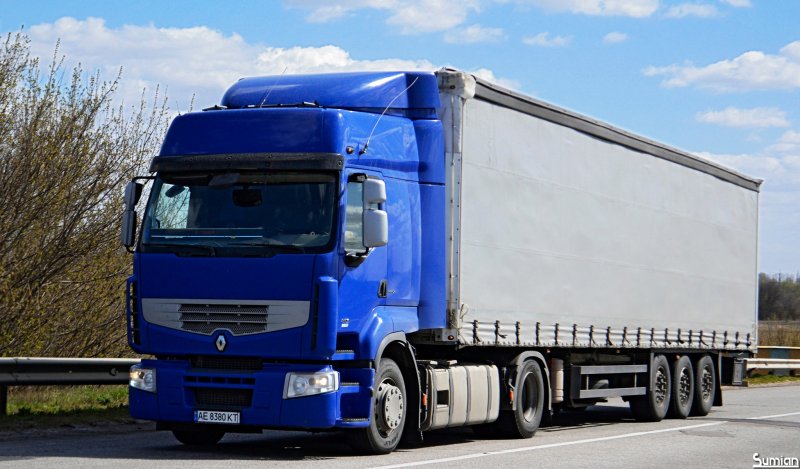 Renault Premium