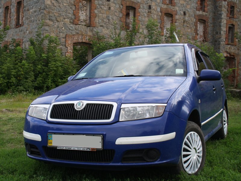Шкода Фабия mk1