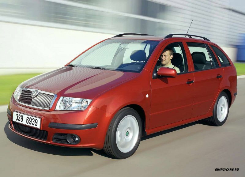 Skoda Fabia 2004 1.2 универсал