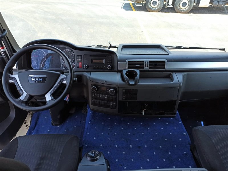 Автовоз man TGS 18.400