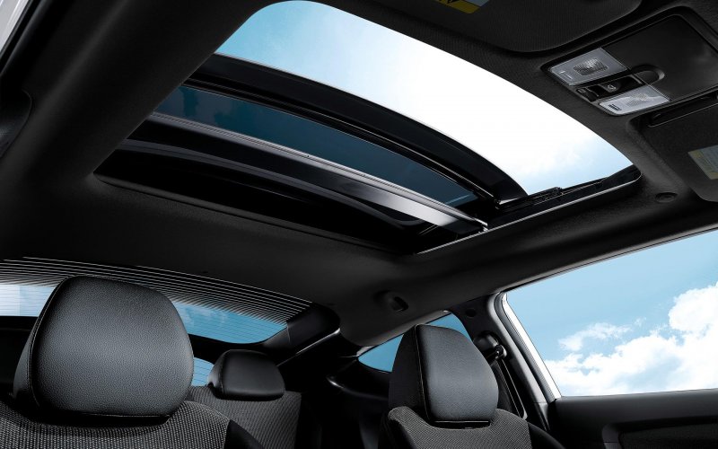 Hyundai Tucson панорамная крыша