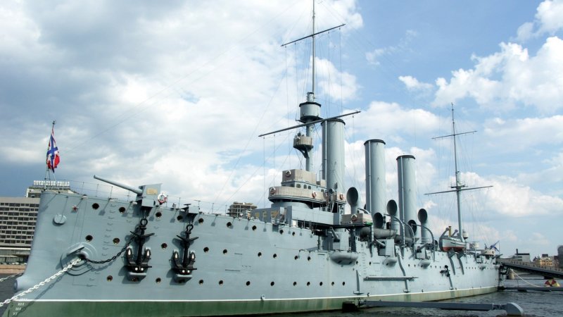 Корабль Аврора 1917 года