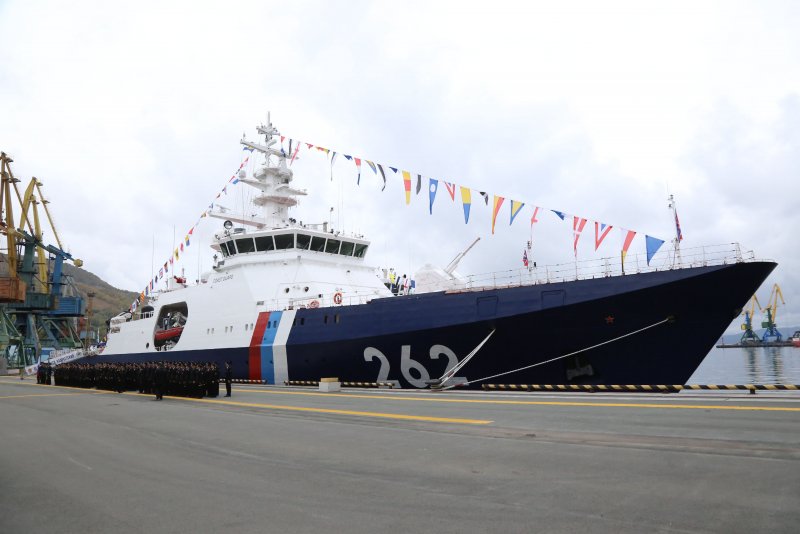 Корабль Петропавловск Камчатский Береговая охрана