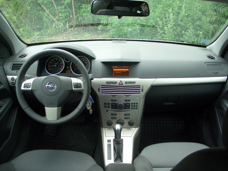 Opel Astra h 2007 салон