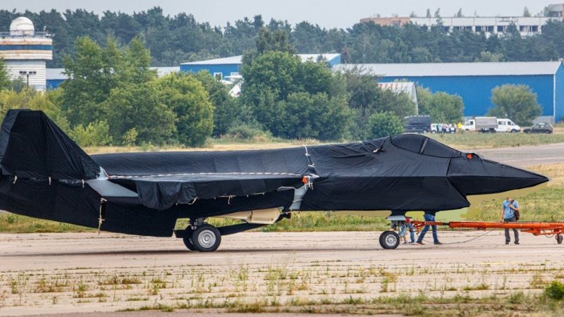 Новый российский истребитель Макс 2021
