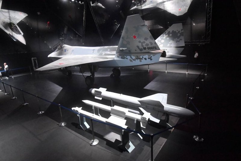 Су-75 Checkmate