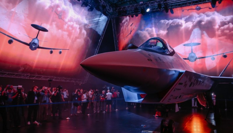 Су-75 сверху