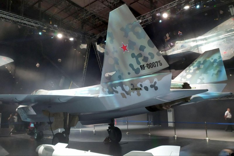 Су-75 Checkmate