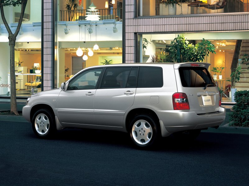 Toyota Kluger 2003