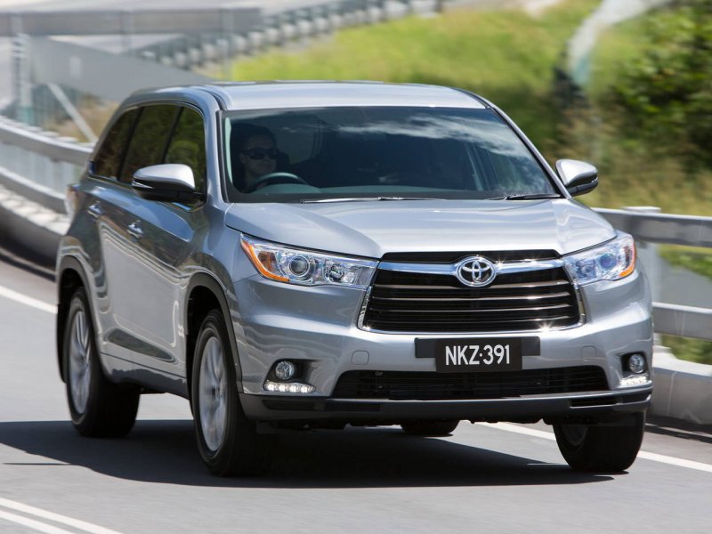 Toyota Kluger 2012