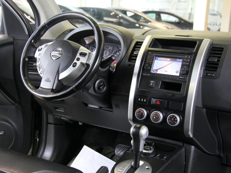 Nissan x-Trail 2017 салон