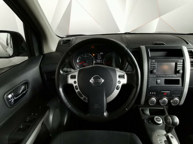 Nissan x Trail t31 Interior