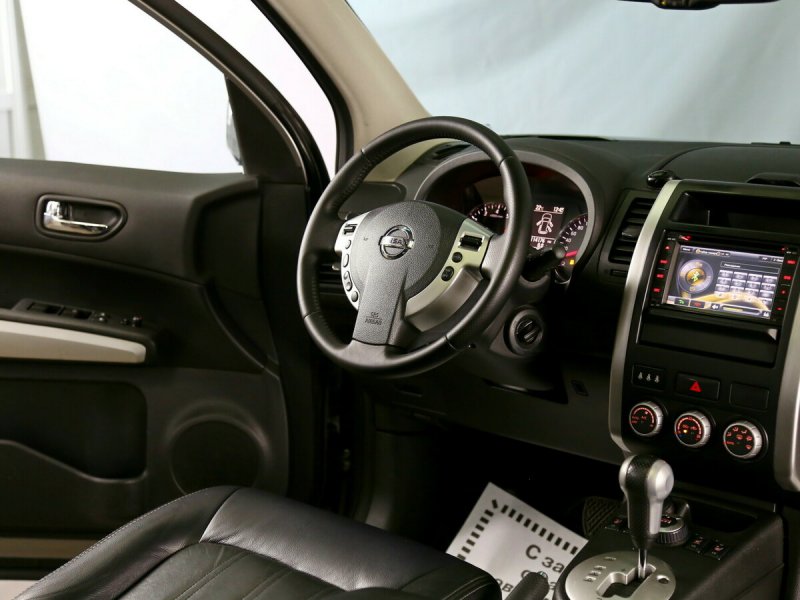 Nissan x-Trail t-31 2008 салон