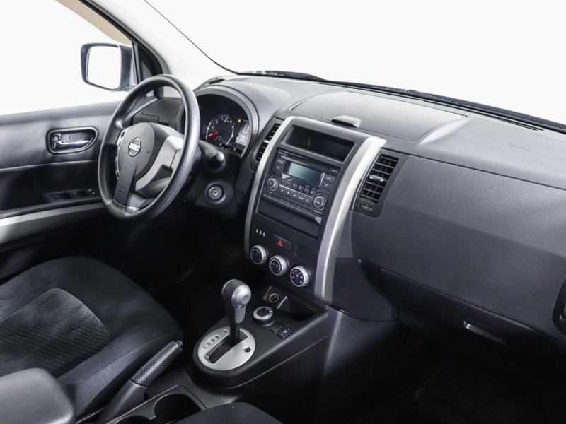 Nissan x-Trail 2014 2.5i III