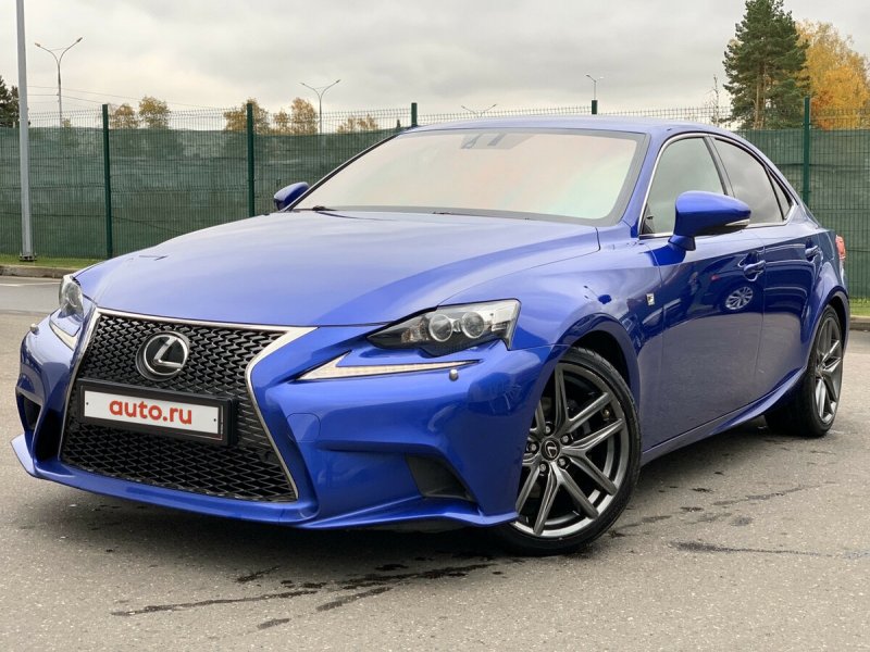 Lexus is 250 2014