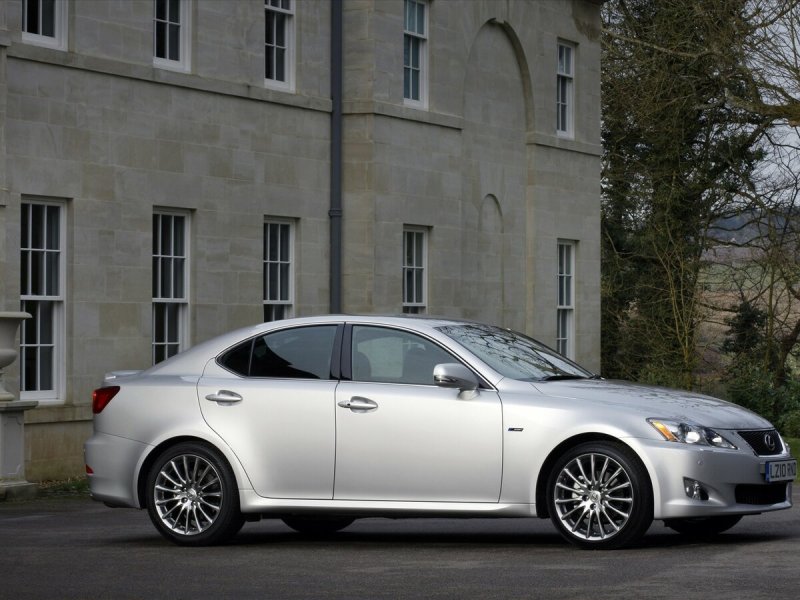 Lexus is 250 f Sport