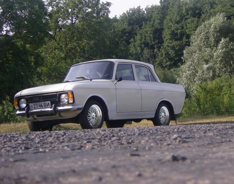 Москвич 412 beliy