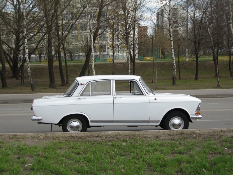Москвич 412 белый