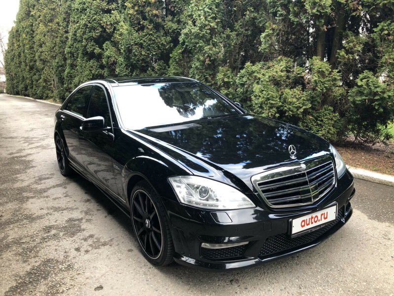 Мерседес 221 АМГ черный