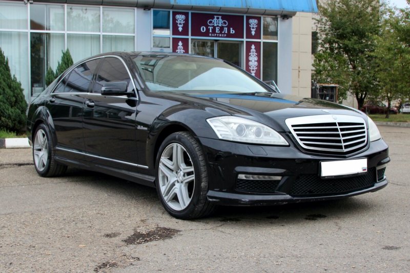 Мерседес s63 AMG w221