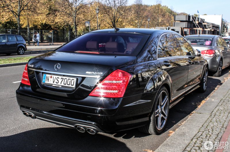 Мерседес s63 AMG w221