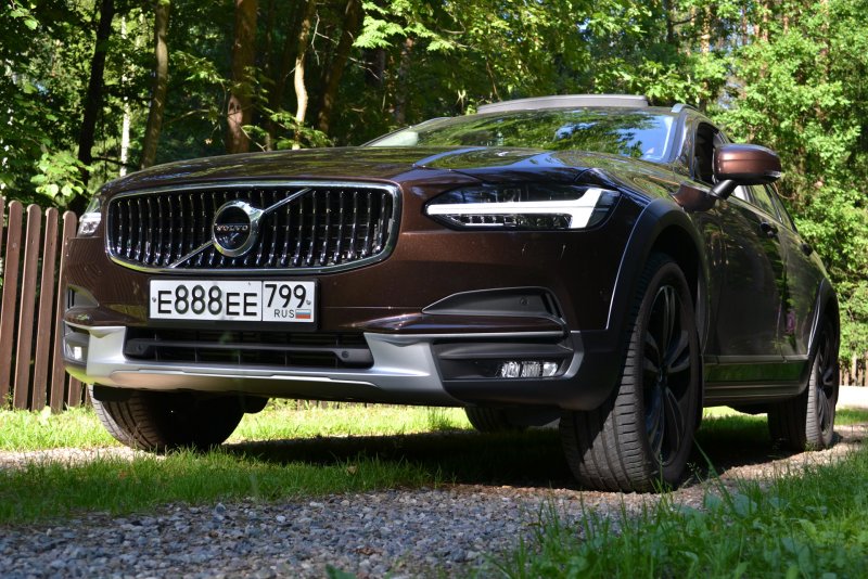 Volvo v90 Cross Country 2020