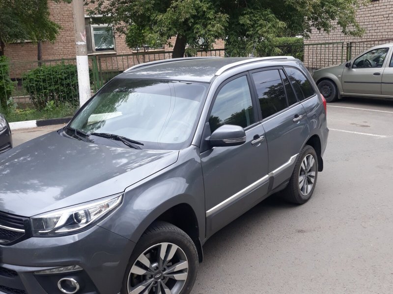 Chery Tiggo 4 стальной серый