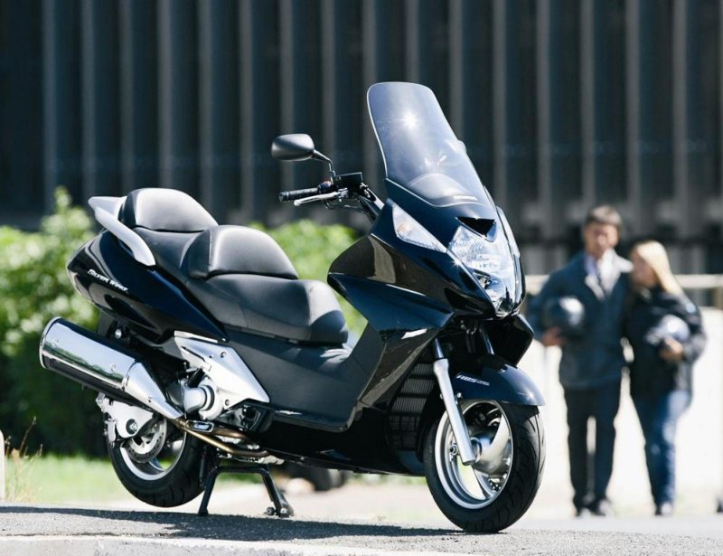 Honda Silver Wing 600
