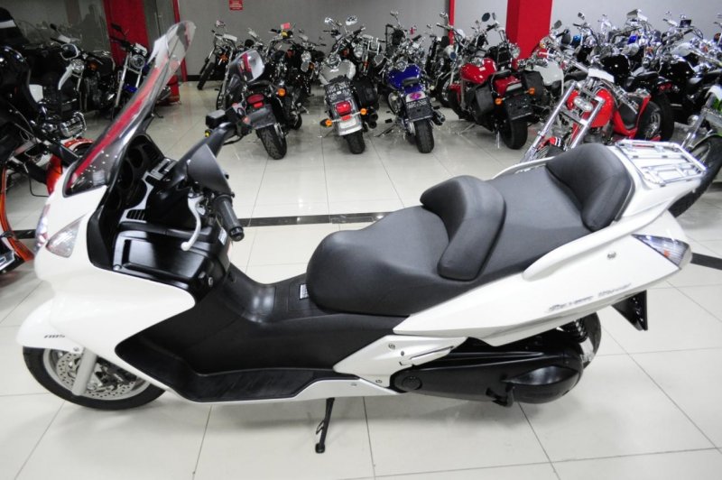 Honda Silverwing 600