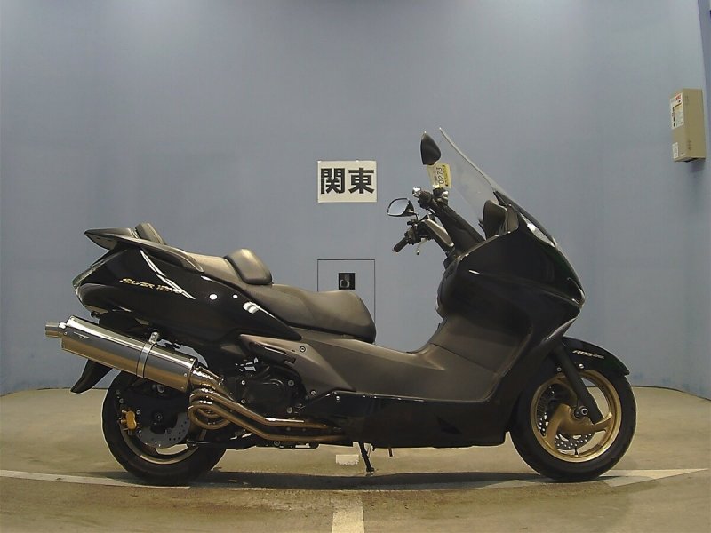 Honda Silverwing 600