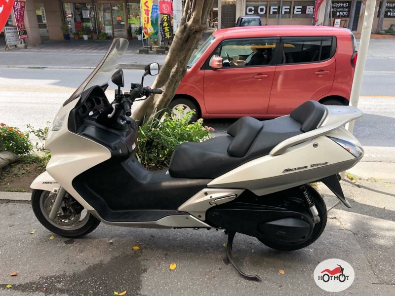 Honda Silverwing 600