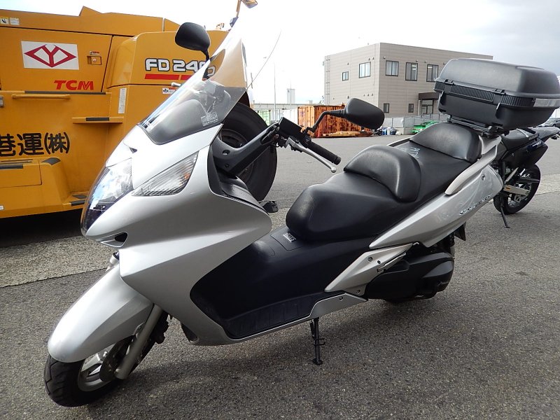 Honda Silverwing 600