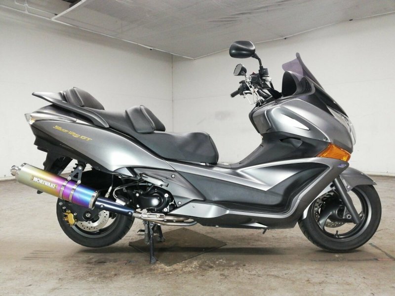 Honda Silver Wing 600