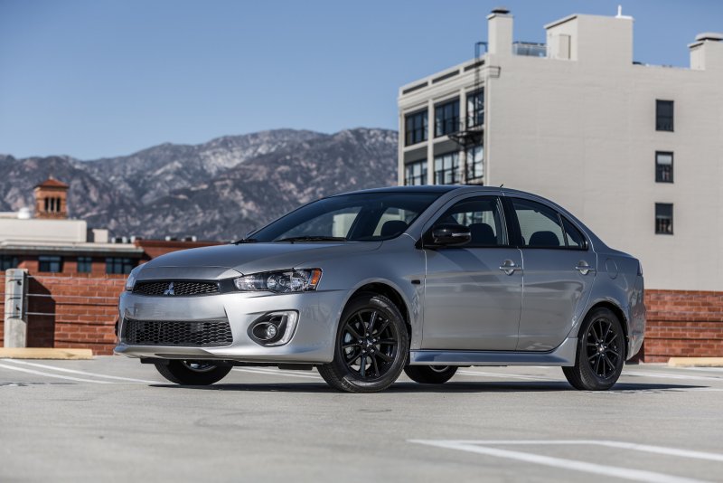 Mitsubishi Lancer x 2007-2018 седан