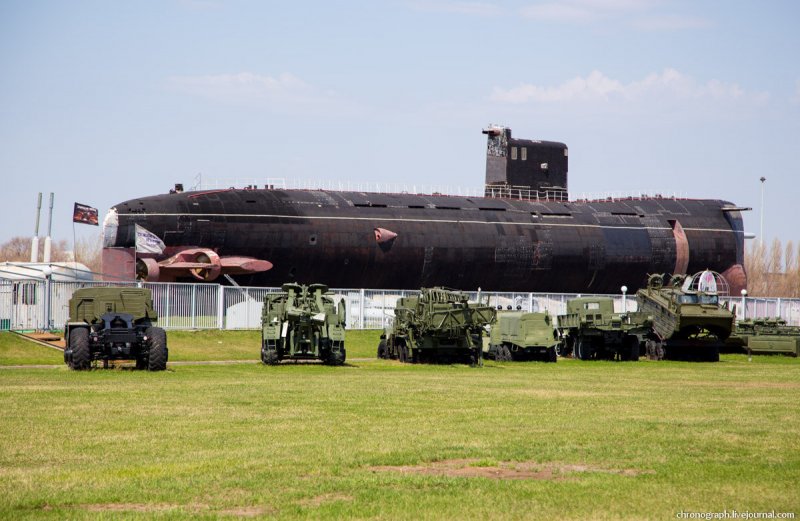 Подводная лодка акула