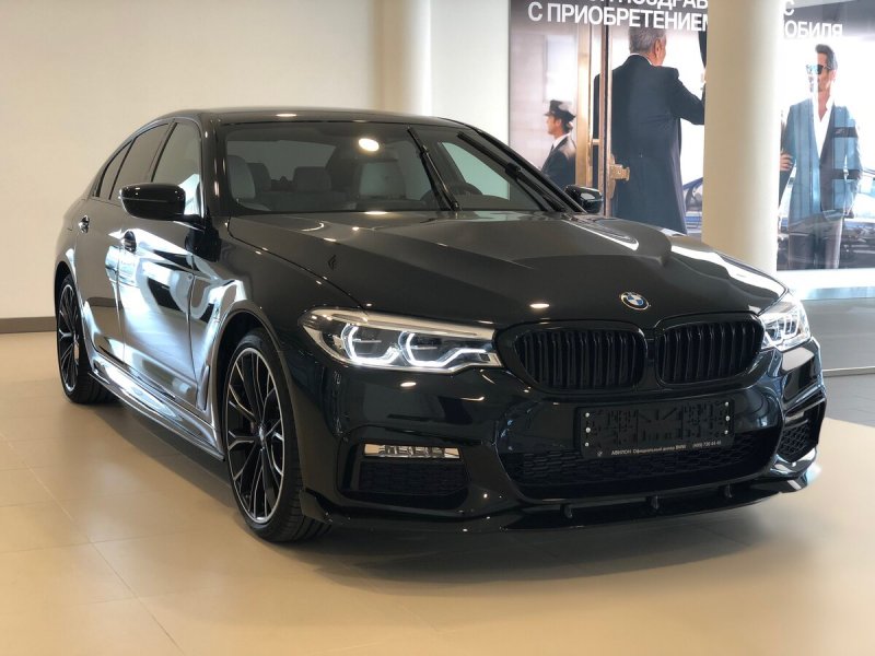 BMW 5 g30 Рестайлинг 2020 черная