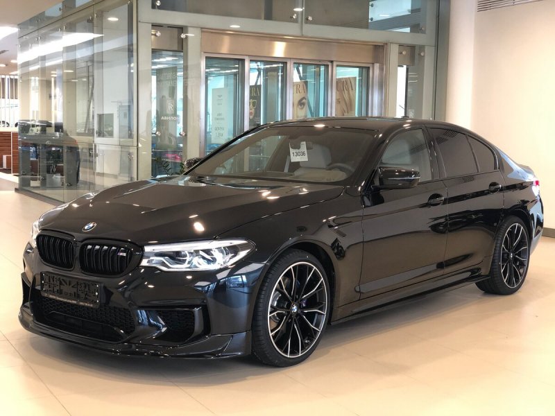 BMW m5 g30 Black