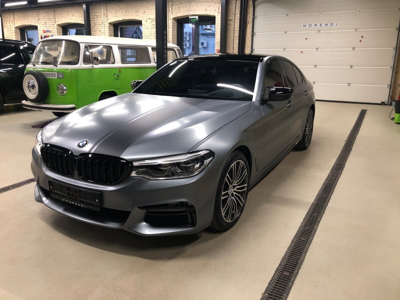 BMW g30 Grey